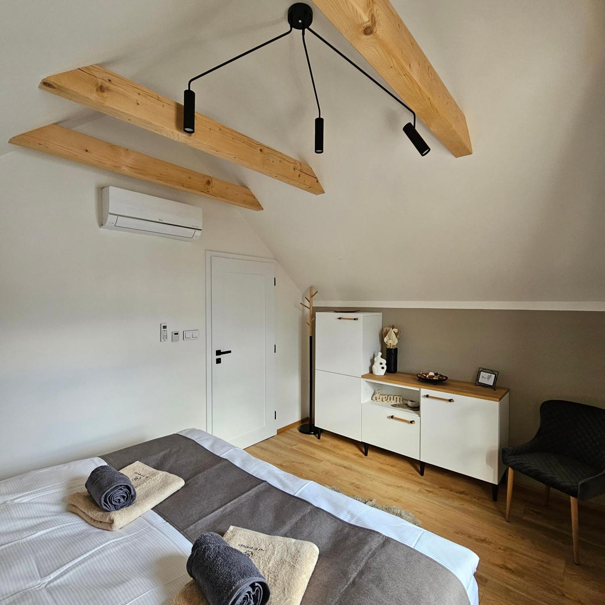 Pod Vinohradem - Apartmany & Vinne Sklepy Mutenice Luaran gambar